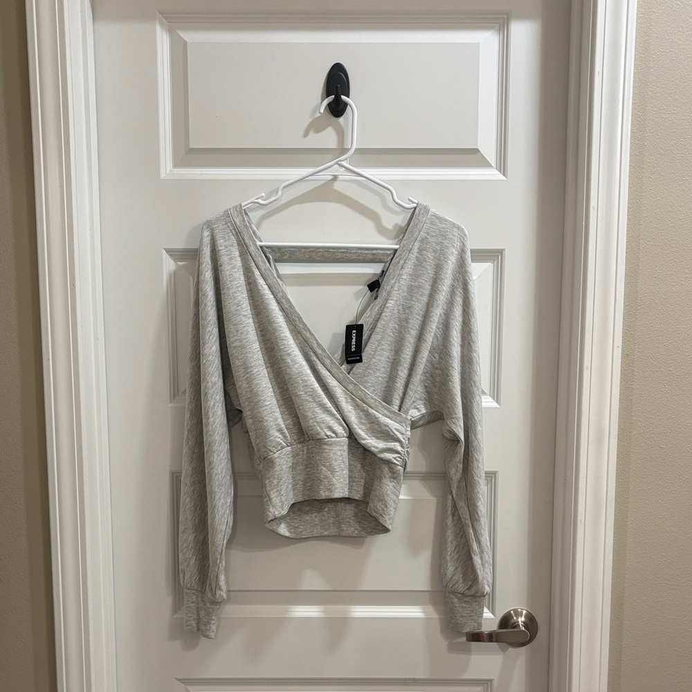 ✨NWT~Express Wrap Sweater✨